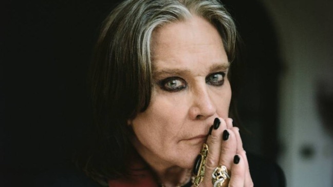 Foto: Pamela Littky. Realización: Katja Cahill.