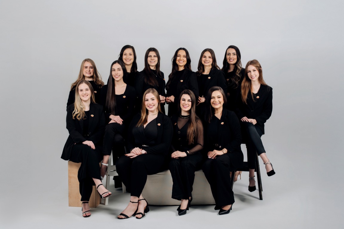 Foto: Candidatas à Senhorita FestiQueijo e Dama de Coampanhia/Crédito Jessie Zanatta