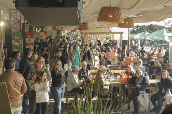 Foto: Festival de Gastronomia 2025 - Decoracao, Publico e Detalhes/CréditoCleiton Thiele/SerraPress