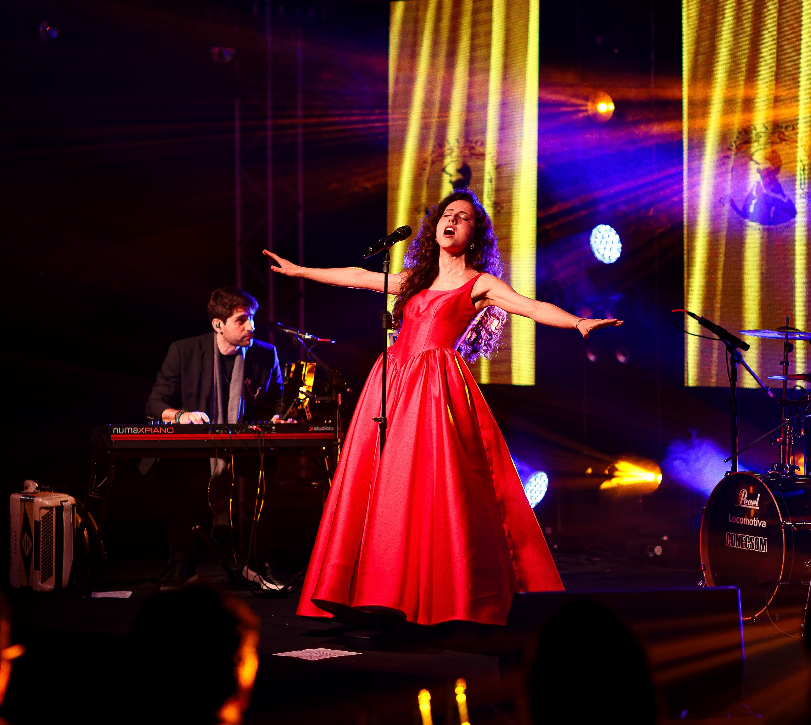 Casa de Cultura Mario Quintana recebe show italiano da cantora Laura Dalmás