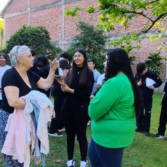 Foto: Bate-papos em campo com moradores de Galópolis também integraram os trabalhos da turma 103 ao longo de 2025/Divulgação