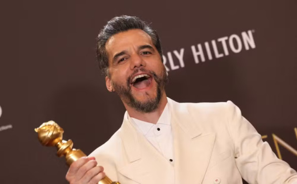 Wagner Moura no Globo de Ouro — Foto: Etienne Laurent / AFP